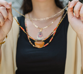 NECKLACE W/ CHAIN & STONE