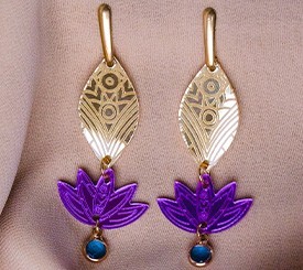 EARRINGS W/ LOTUS FLOWER