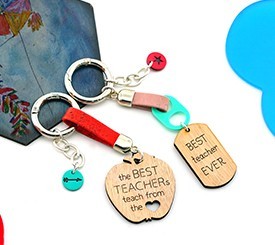 Keyrings w/Wooden Pendants