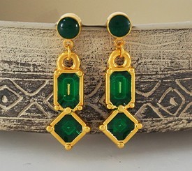 GREEN GEOMETRICAL EARRINGS