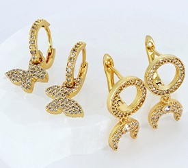 GOLD EARRINGS W/ ZIRCON