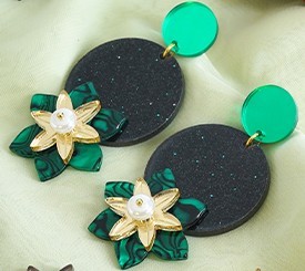 BLACK & GREEN EARRINGS