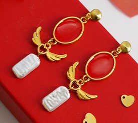 EARRINGS W/ HEART & WINGS