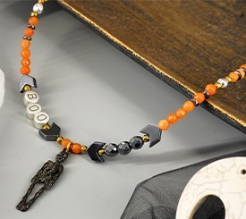 NECKLACE W/ BLACK SKELETON