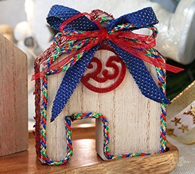 Deco House w/ Ribbons