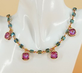 NECKLACE W/ SQUARE CHARMS