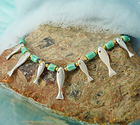 NECKLACE W/ SILVER FISH