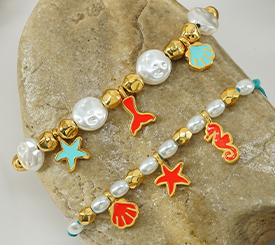 CHARMS & PEARLS BRACELETS