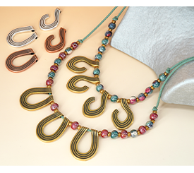 NECKLACES W/ PENDANT DROP
