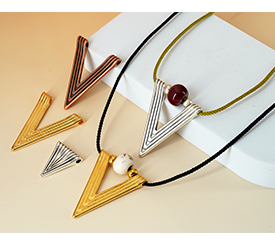 NECKLACES W/ TRIANGLE